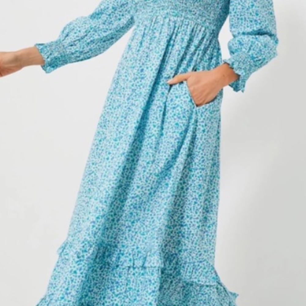 Pink City Prints New Isabel V Neck Floral Dress in Ocean Ditsy blues size Medium